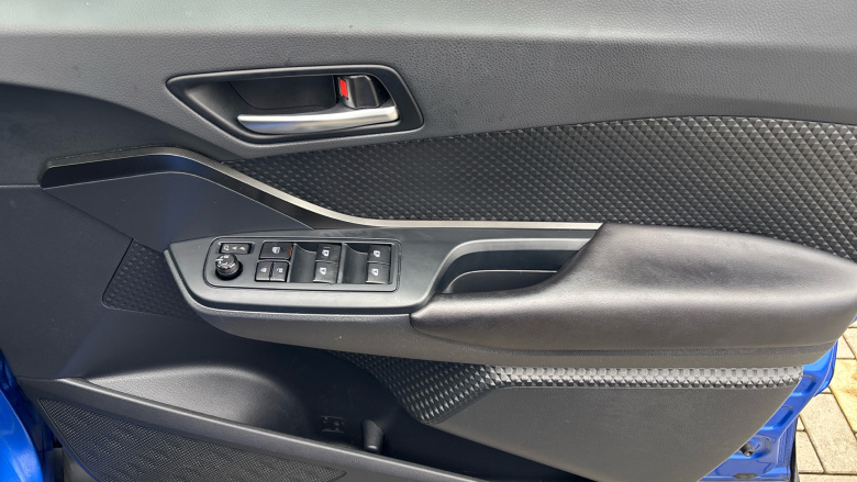 Toyota C-HR 1.8 Hybrid Icon 5dr CVT Hybrid Hatchback